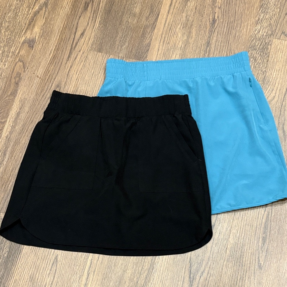 Stylish Black and Blue Women's Skort Set